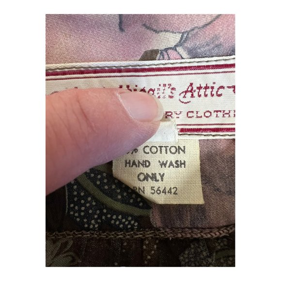 Aunt Abigail's Attic Country Dress - Picture 7 of 8